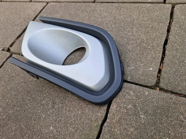 GRIGLIA PARAURTI ANTERIORE SINISTRA DACIA SANDERO II LIFT image 2