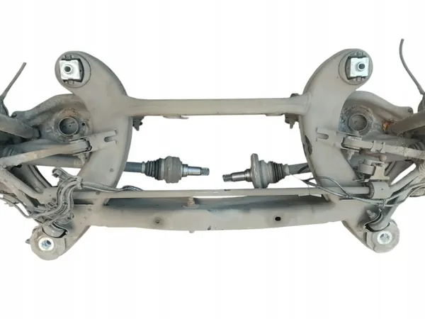 OEM BELKA ZAWIESZENIA WAHACZE TARCZE TYŁ Mercedes C W205 image 4