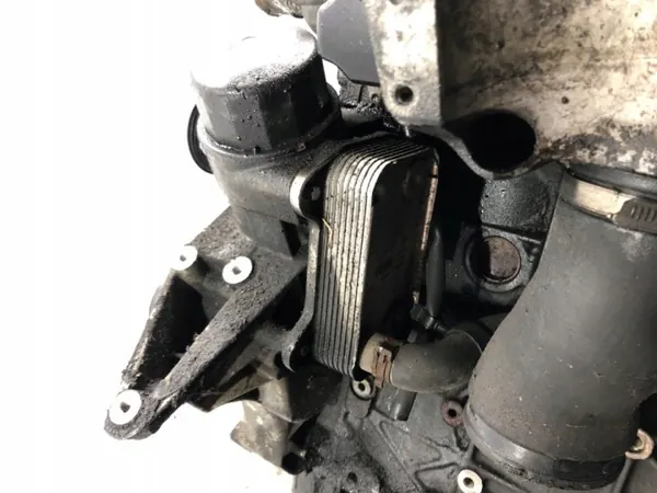 Mercedes 2.2L 88hk Diesel Motor OEM 646983 image 6