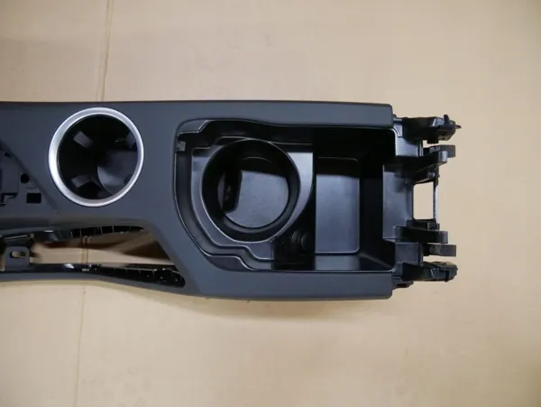 Console centrale BMW E84 X1 OEM 9285157 avec porte-gobelet image 3