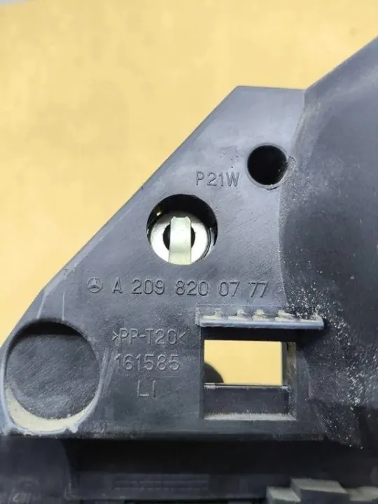 Mercedes-Benz CLK baklyskontakt OEM A2098200777 image 8