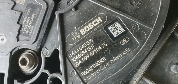 Tanque ADBLUE Mercedes A2134705001 usado image 8