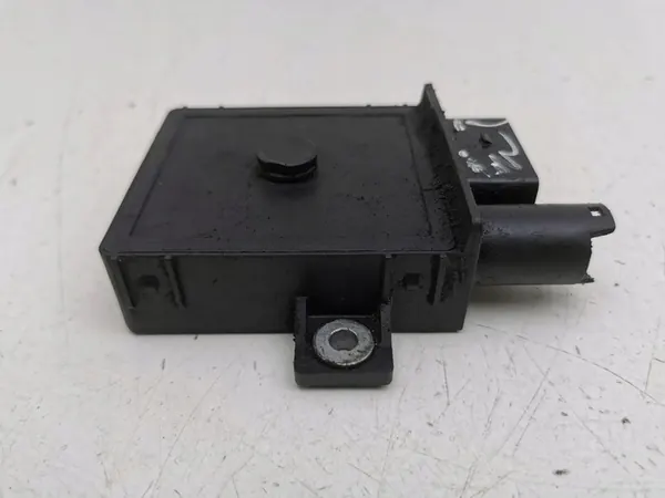 BMW 5 E60 E61 2004 Lämmitysrele / Moduuli image 4