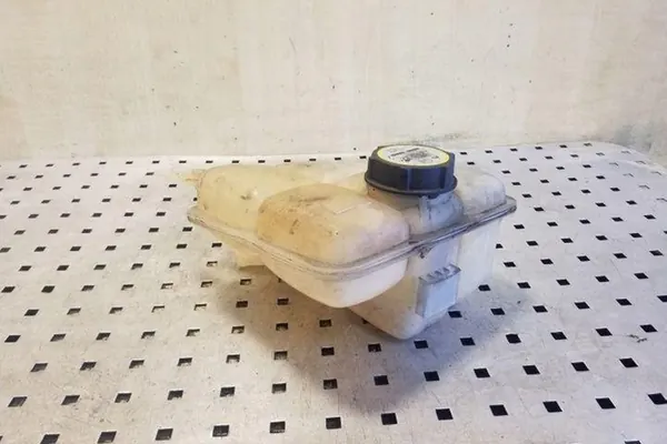 Ausgleichsbehälter FORD KUGA I 2.0L Diesel image 2