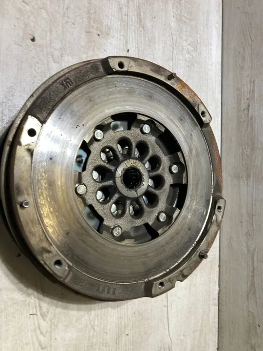 Volante de Dupla Massa Audi A4 S4 B9 2016 1.4 TSI image 2