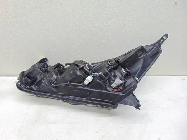 Oikea Ajovalaisin Nissan Micra 5 K14 2016- OEM 26010-5FA0A image 4