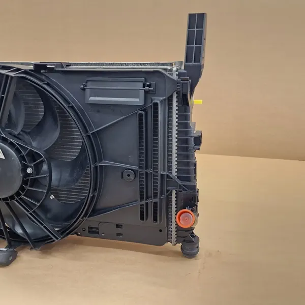 Kylfläkt Ford Focus MK3 C-Max II Transit image 2