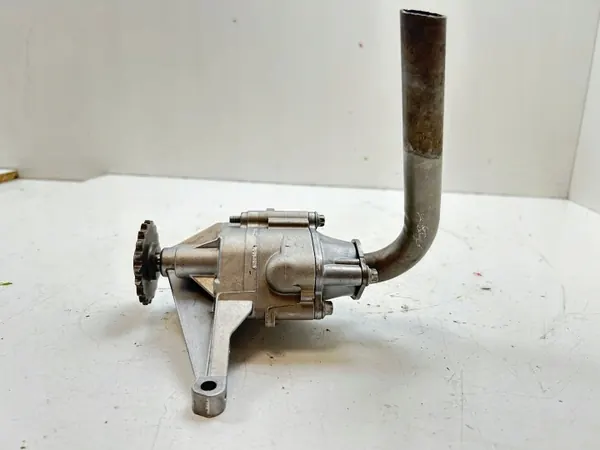Mercedes-Benz Öljypumppu OEM A6111810201 Vito Vianolle image 5