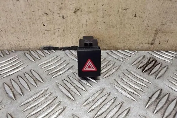 Noodknop VW POLO 1.9L diesel 2007 6Q0953235A image 5