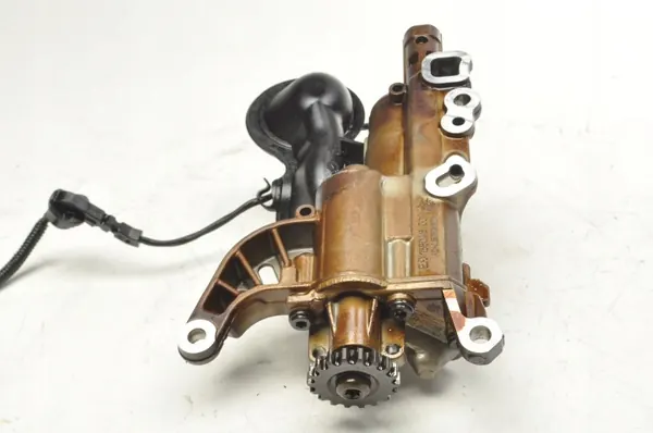 Bomba de aceite usada OEM 8601646 para BMW Serie 3 F30 image 4