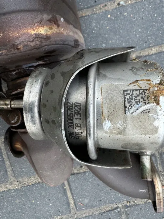 Porsche OEM 255640 oikea pakopää Macan image 4