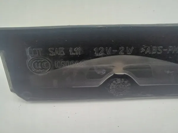 Feu de plaque Land Rover Evoque I OEM 1090046 image 4