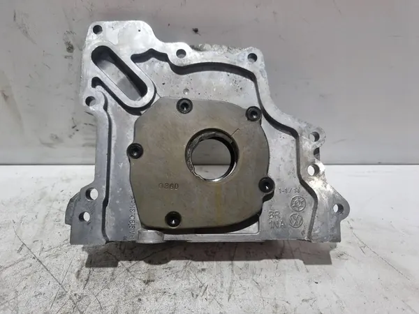 Olje pump 030115105P Vw Audi Seat Skoda image 2