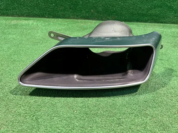 AUDI A4 B9 8W0 Ponteira de escape esquerda 8W0253825L image 4