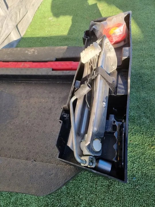 Kit de reparación de rueda MERCEDES W204 C-KLASA Kombi image 5