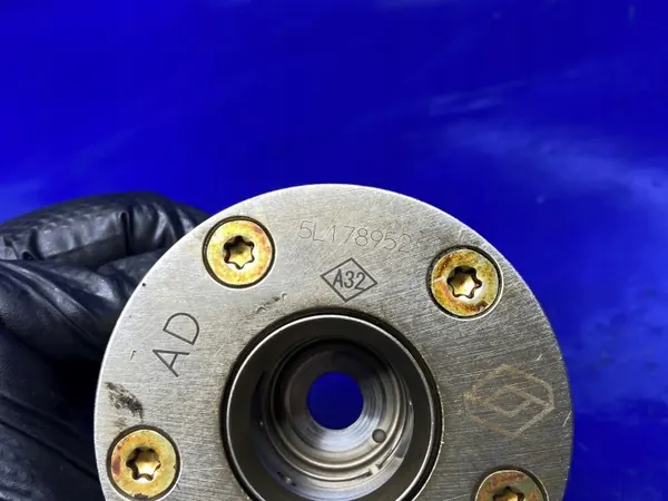 Kamremsskiva OEM 130252372R - Renault OE - Begagnad image 8
