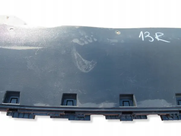 VW Passat B8 Puskurin alaosa OEM 3G0805903J image 6