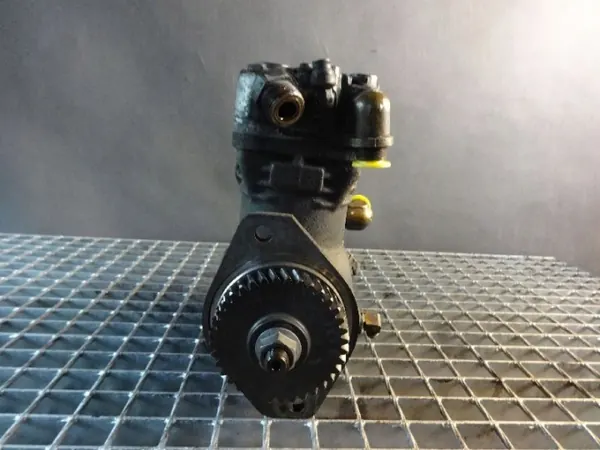 Compresor Knorr OEM 3285923 - Estado Usado image 4