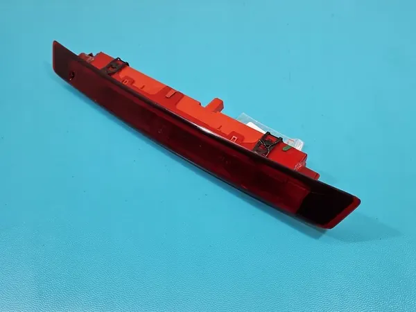 Luz de Freno Ford Mondeo MK4 Kombi image 3