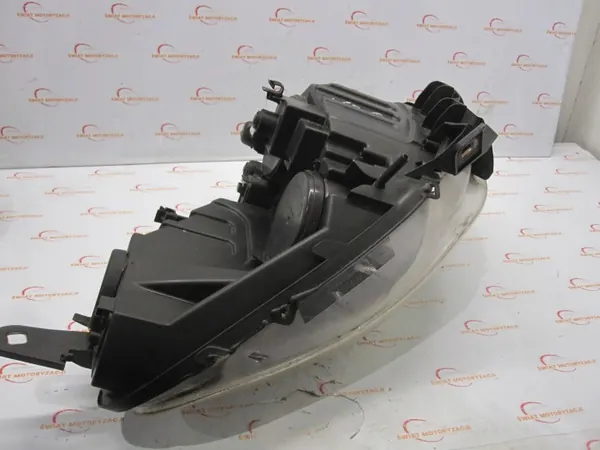 Fiat Doblo II vänster framlykta OEM 51817939 image 7