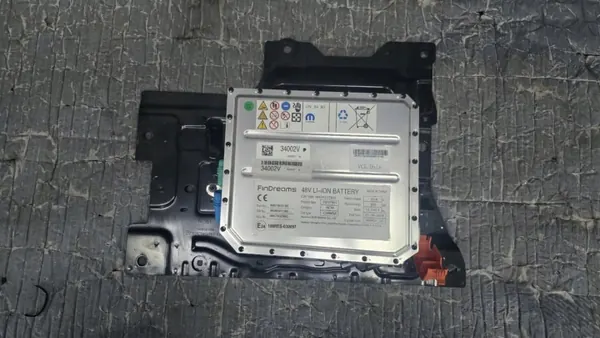 Bateria híbrida OEM 9867803180 para Peugeot 3008 III 1.2 image 2