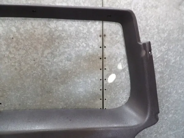 Jeep Cherokee XJ takaluukun peite OEM JEEP CHEROKEE XJ LIFT image 5