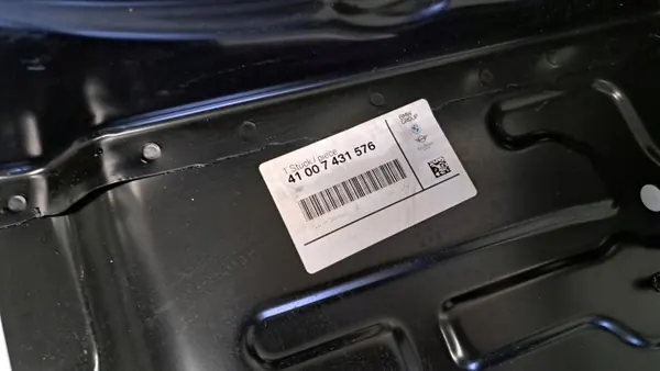 Bagagegolv höger sida OEM 41007431576 BMW 5 G30 image 6