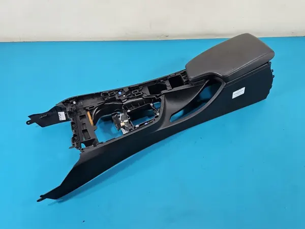 Accoudoir tunnel OEM 9207357 pour BMW F34 GT 2013-2016 image 2