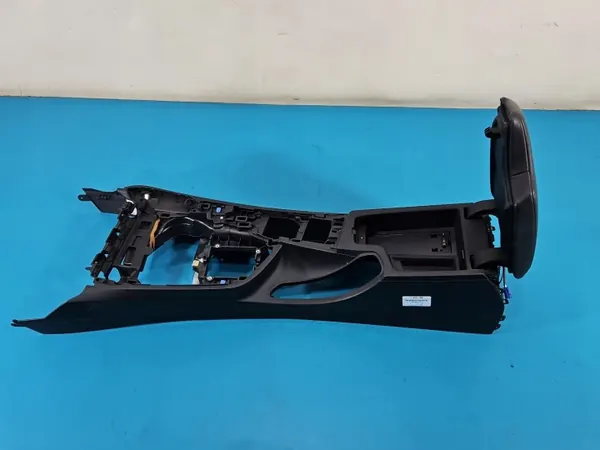 Accoudoir tunnel OEM 9207357 pour BMW F34 GT 2013-2016 image 6