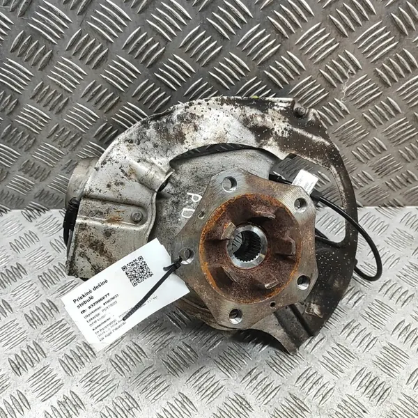 Porsche 911 (992) främre höger knäled OEM 992615312A image 2