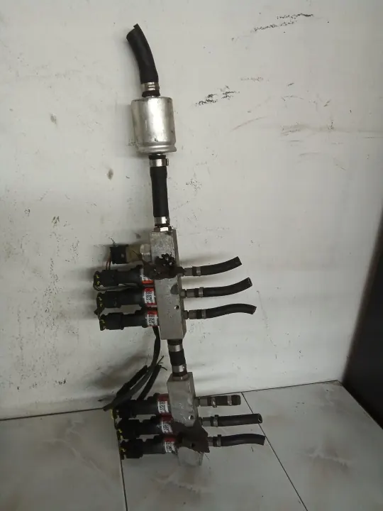 Rampe d'injection GPL MTM OEM 67R-010185 image 2