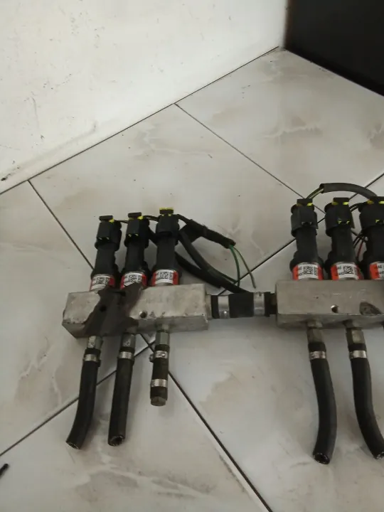 Rampe d'injection GPL MTM OEM 67R-010185 image 3