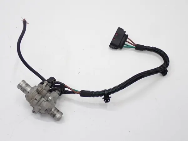 Chauffe-eau OEM 110515JU0A pour Nissan Navara IV image 2