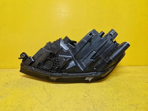 VW Caddy IV Oikea Etuvalo 15- 2K1941006A image 6