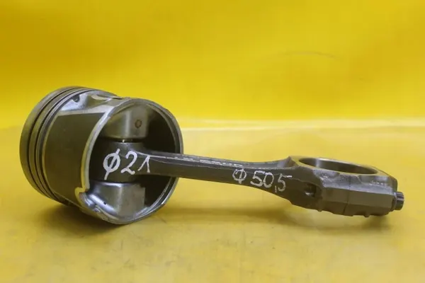 Piston et Bielle d'Occasion pour VW Transporter T4 2.5 TDI image 8