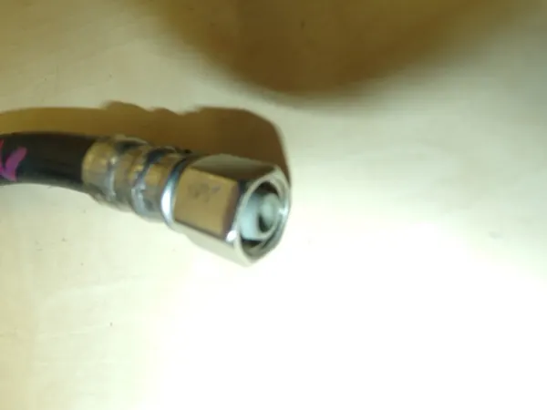 VW T5 2.5 TDI Kraftstoffleitung 070127511B image 2