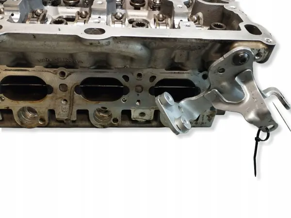 Culata motor OEM 06N103353A para VW Golf VIII image 3