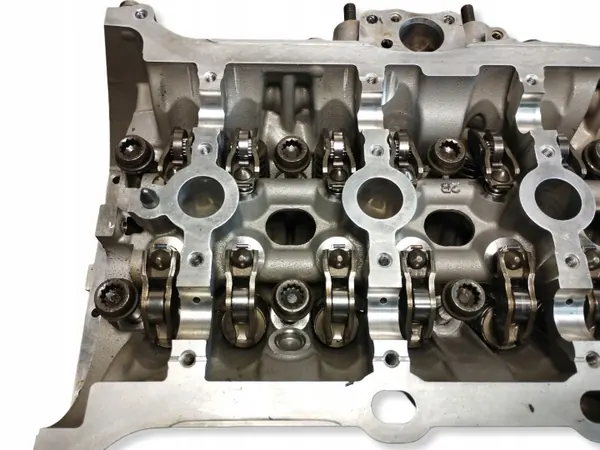 Culata motor OEM 06N103353A para VW Golf VIII image 5