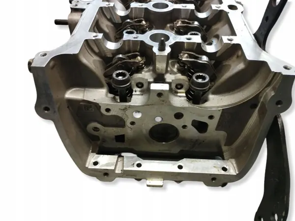 Culata motor OEM 06N103353A para VW Golf VIII image 6