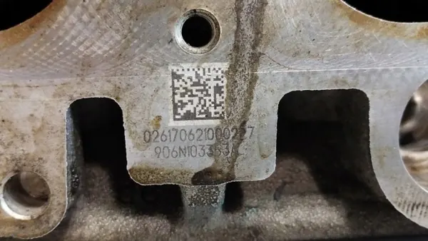 Culata motor OEM 06N103353A para VW Golf VIII image 9