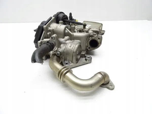 EGR Pakokaasujäähdytin 2.0 TDI Audi A4 A5 Q5 03L131512BQ image 3