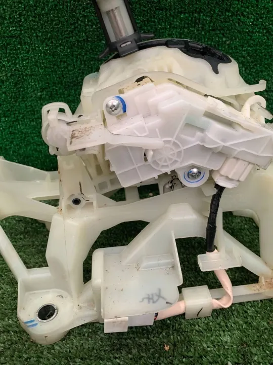 Levier de Vitesse Mazda 3 III OEM BJT146100 - Occasion image 6