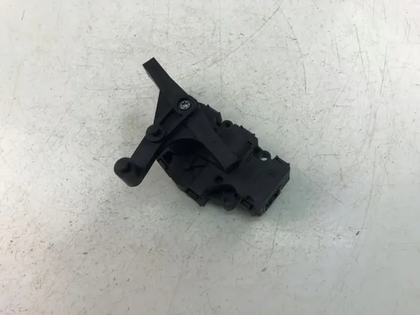 Sammlerklappenmotor Jaguar E-Pace OEM HK009001 image 4