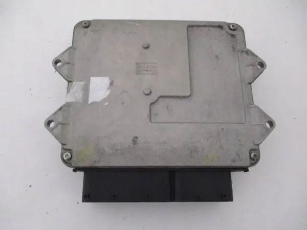 FIAT 500 1.3 JTD Unité de Contrôle Moteur image 4