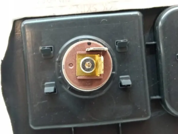 OEM 85730N7100 Revestimento Porta-Malas Esquerdo Traseiro - Usado image 8