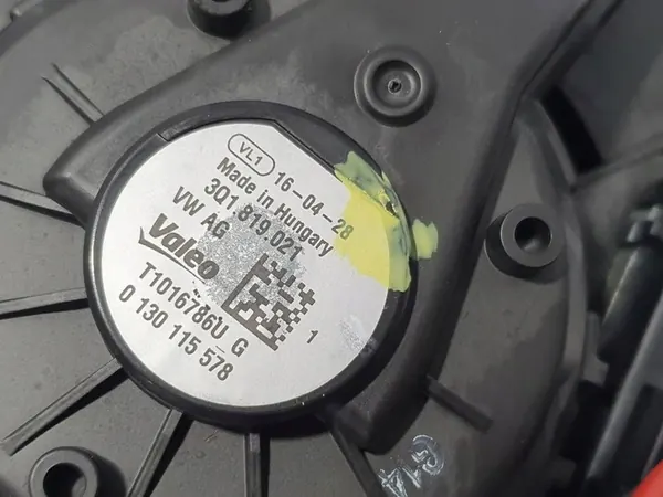 Volkswagen Tiguan II 2016 Ventilador de aquecimento 3Q1819021 image 5