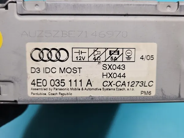 Audi A8 D3 CD-byttare OEM 4E0035111A - Begagnad image 6