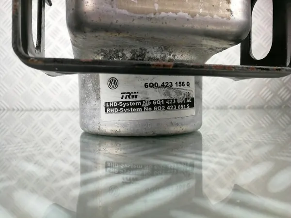 Bomba de direção assistida SKODA FABIA I VW POLO 9N SEAT IBIZA III image 7