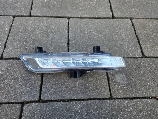 Faro LED DRL derecho Renault Clio IV Lift OEM 266007864R image 2