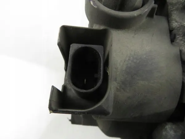 ALTERNATOR MERCEDES W169 W245 2.0 CDI A6401540202 image 5